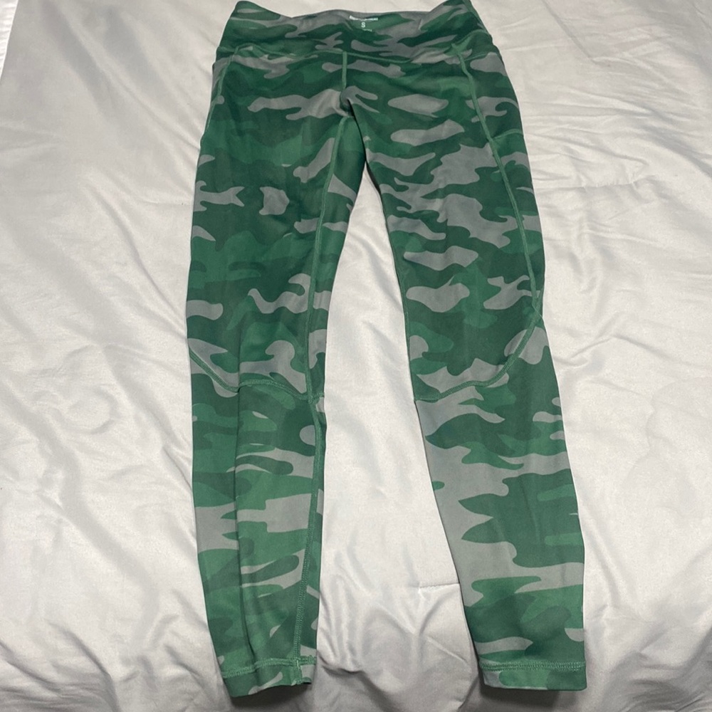 Feed Me Fight Me camo leggings